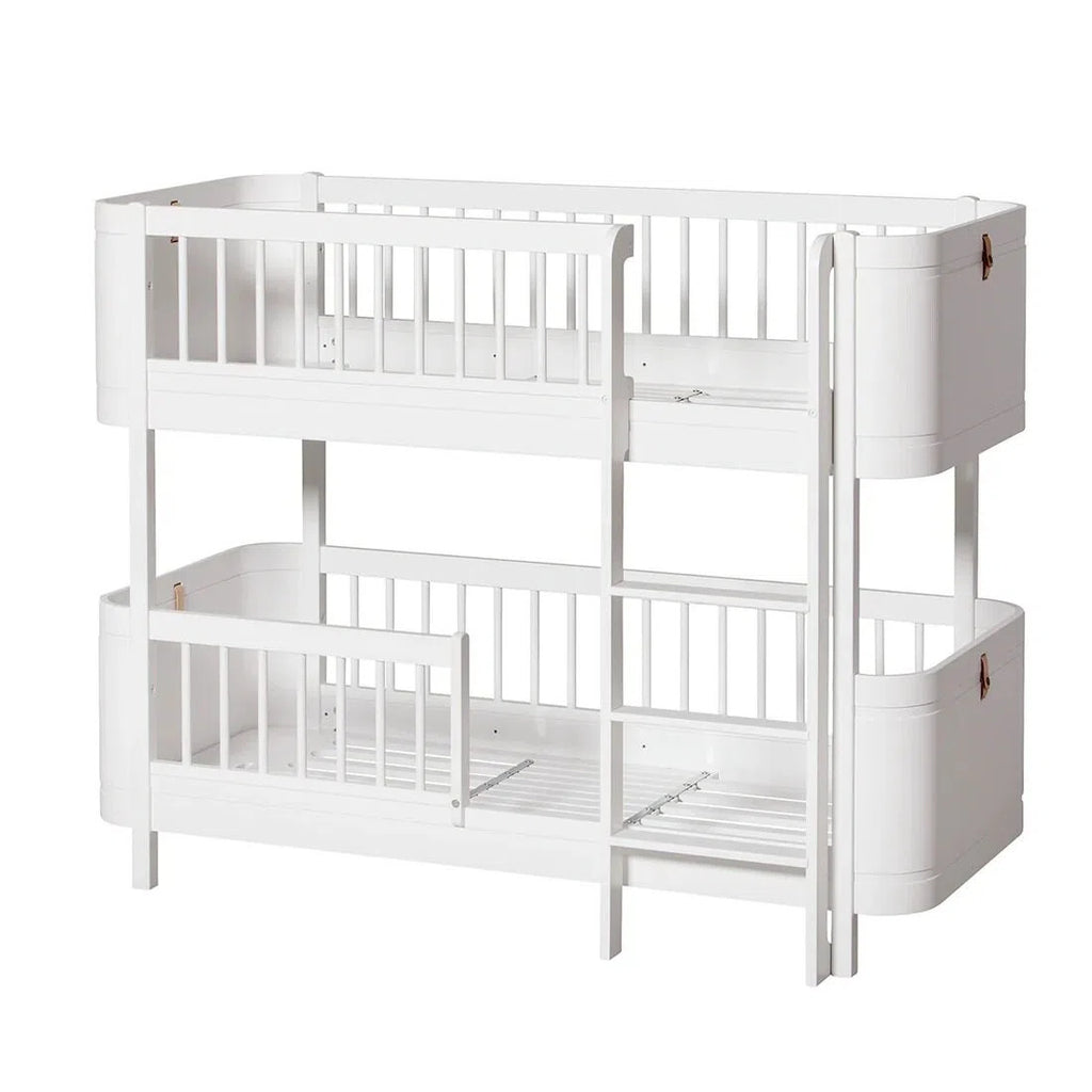 Milky white fully enclosed children's stacking bed